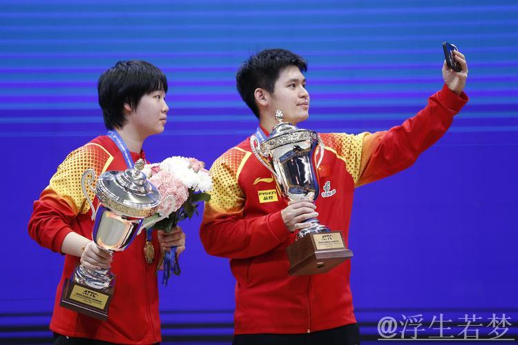 1-3被逆转！混双决赛诞生！林诗栋蒯曼爆冷出局 夺冠压力给到莎头